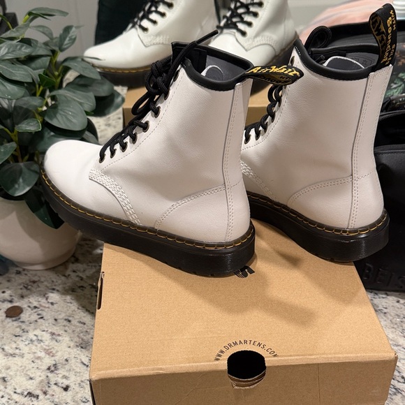 Dr. Martens Zavala boots - Picture 5 of 10